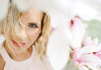Impresionează-ți anturajul cu un parfum floral elegant
