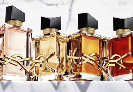 Povestea brandului Yves Saint Laurent este un simbol al rebeliunii și curajului