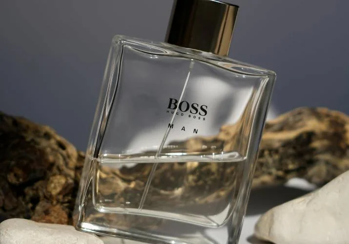 Test bărbătesc: Care este parfumul potrivit pentru tine?>