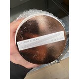 Lumanare parfumata Paddywax GLOW IVORY BUMBAC si TEAK cu 3 fitiluri cu capac de cupru (17 oz / 482 g)