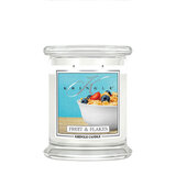 Lumanare Kringle Candle Fruit & Flakes lumanare parfumata medie 2 fitil (411 g)