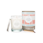 Lumânare parfumată KOBO Natural Math șofran lemn de santal (11 oz / 312 g)