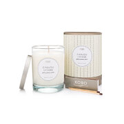 Lumânare parfumată KOBO Coterie D'Anjou Lychee (11 oz / 312 g)