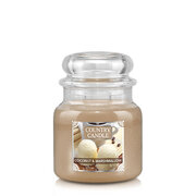 Lumanare Country Candle cu parfum de nuca de cocos si marshmallow mediu 2 fitil (453 g)