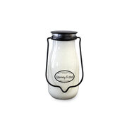 LUMANARE MILKHOUSE Lumanare cu parfum de rozmarin si menta Sticla de lapte mare 396g