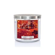 Lumânare Kringle Lumânare parfumată Crimson Park cu 3 fitiluri 411g