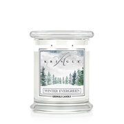 Lumanare Kringle Candle Winter Evergreen lumanare parfumata medie 2 fitil (411g)