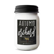 MILKHOUSE CANDLE Lumanare parfumata Autumn Orchard Farmhouse Spring (368 g)