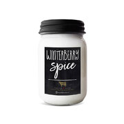 MILKHOUSE CANDLE Lumânare parfumată Winterberry Spice Borcan Farmhouse (368 g)
